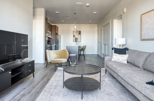 Five Points Apartment | Airy Five Points 2BR w/ Roof Deck & Gym, walk to RiNo bars, by Blueground