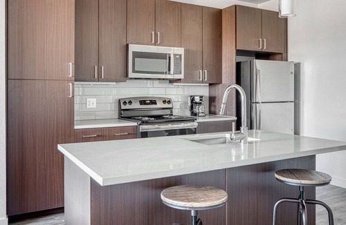 Five Points Apartment | Airy Five Points 2BR w/ Roof Deck & Gym, walk to RiNo bars, by Blueground