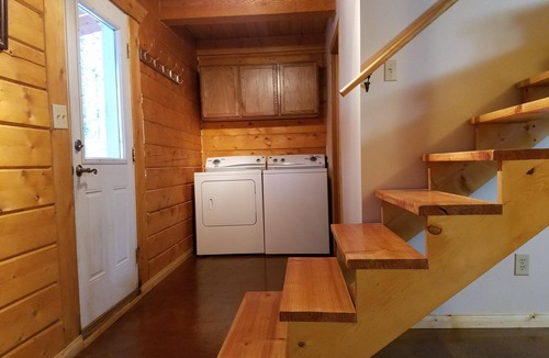 North Pole House | Alaska Aurora Adventures Cabin B World class Northern lights viewing