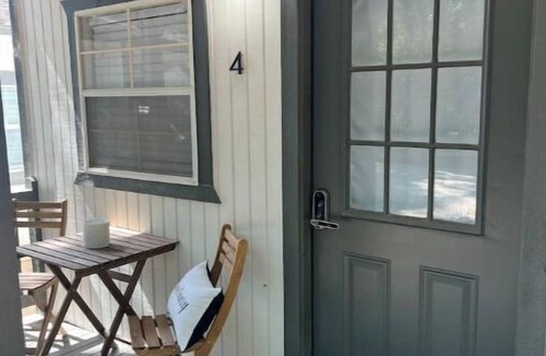 Athens House | Allie Rose/Tiny house Lake Athens/Canton Trade Days