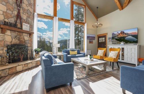 Breckenridge House | Alpine View Lodge: Stunning Mountain Home, Views