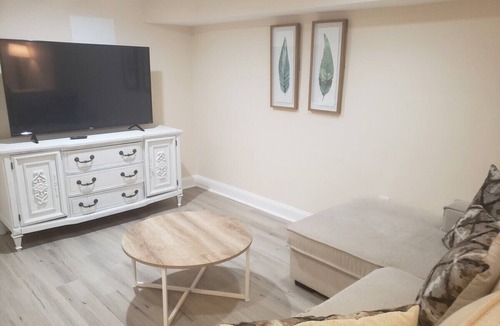 Annandale House | Amazing Escape - 2BD, 1BTH, Basement near DC