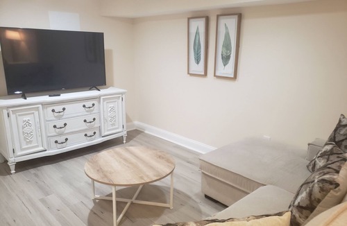 Annandale House | Amazing Escape - 2BD, 1BTH, Basement near DC