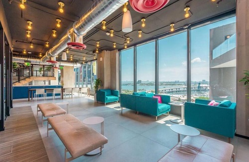 Downtown Miami Apartment | Amazing high floor unit Central location