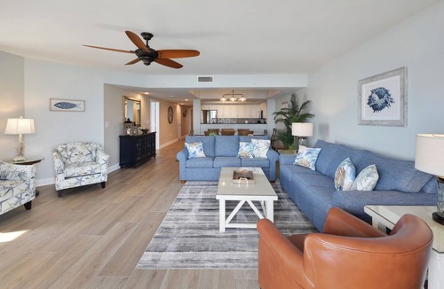 Golden Mile Condo | Amazing Oceanfront Views from this 5 Bedroom Condo Unit 1207