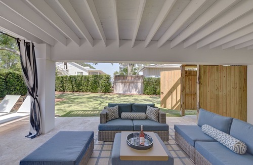 East Beach House | Amazing Pool on East Beach, SPA, Short Walk to Beach, 3 Kings plus, Dog Friendly