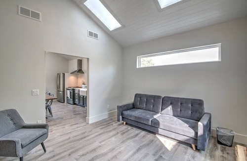 Burns Park House | Amazing Spacious Home in AA Steps to Big House