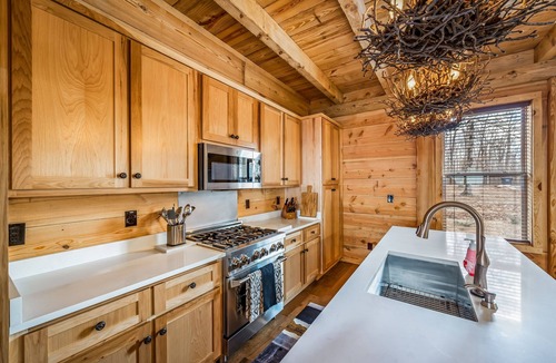 Rising Fawn Cabin | Amazing Sunset/Mountain Brow Views - New 4/4 Cabin