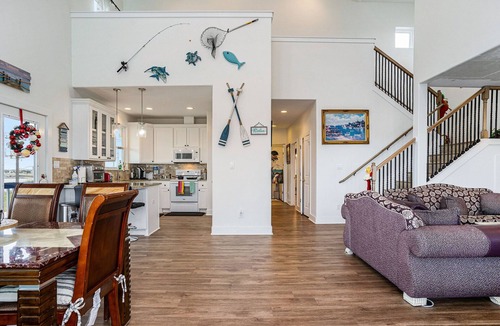 El Lago House | Amazing Waterfront Views of Kemah Boardwalk 3B3B