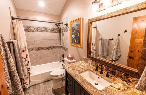Gunnison Apartment | Apt. 7703' - In-town livin', few blocks from downtown shops & restaurants