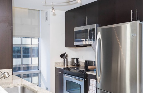 Crystal City Apartment | Arlington 2BR/2BA Fully Furnished Apartment in Crystal City