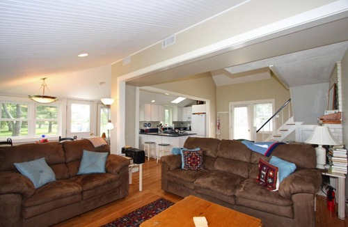 Tilghman Cottage | Artists, writers & creative minds IMAGINE YOUR GETAWAY AT SIMPLICITY COTTAGE