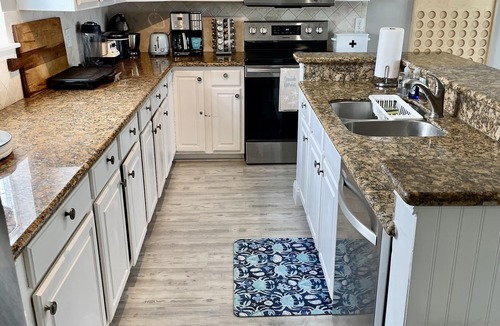 Terramar Beach House | AS SEEN ON HGTV! Beachfront home, Amazing Views, Private 2nd floor Primary brm