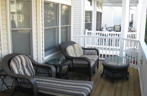 Gold Coast Condo | Asbury Ave - Close To Beach, Clean 3BR, 2BA, First Floor, Carport, Storage