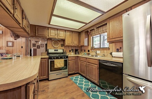 Ruidoso Cabin | At Wit's End: 'Don't be at your wit's end' looking for a vacation rental!' Hot tub & Pool Table