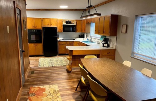 Bramwell Cabin | ATV TrailCamp: The King Crib- Just seconds from HMT Pocahontas Trailhead!