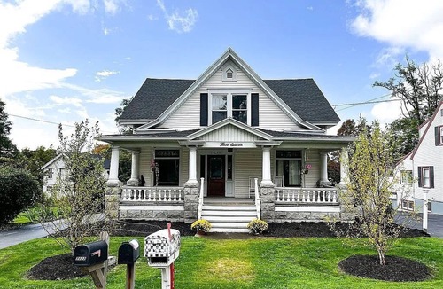 Melrose Park Apartment | Auburn Riverside, Owasco Lake, Outdoor Space