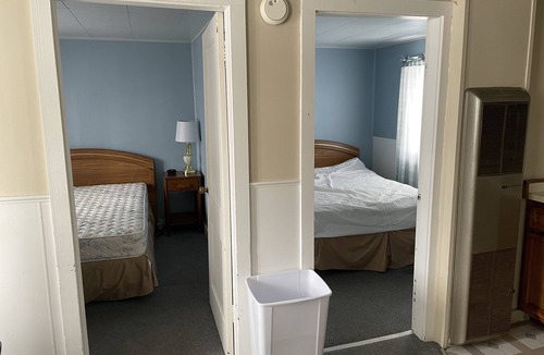 Au Train Hotel | Autrain Motel