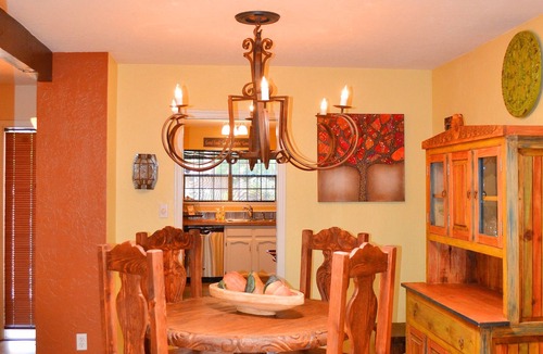 Huning Castle House | B-E-Y-O-N-D CHARMING ~ STROLL to OLD TOWN~ FANTASTIC REVIEWS