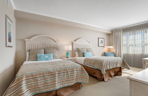 Isle of Palms Hotel | B317 Residence at Sweetgrass