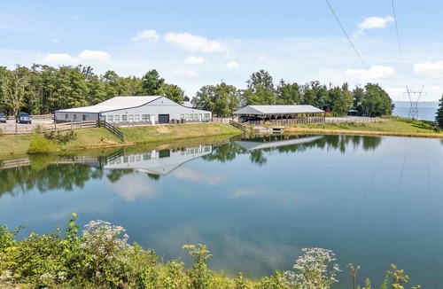 South Pittsburg House | Barndominium at Paradise Pointe