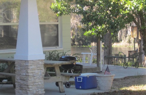 Citrus Springs House | Bass Fishing, Kayaking or just Relaxing From Your Own Private Home & Boat Dock