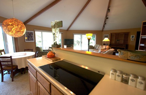 Port Orford House | Battle Rock House-Port Orford - Spectacular ViewsnNo WindnBroadband Internet