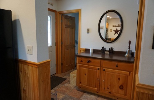 Bayfield Condo | Bayfield- Charming Newly Remodeled Condo, Gateway to Apostles