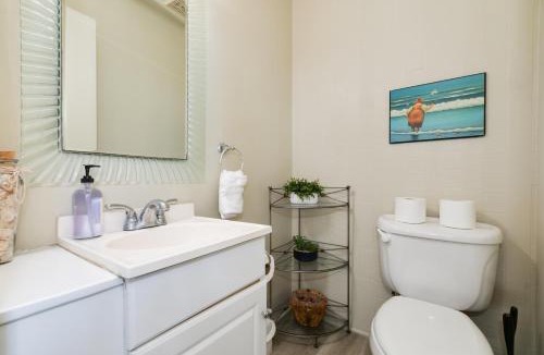 Crown Point House | Bayfront Oasis Close to Boardwalk and Water