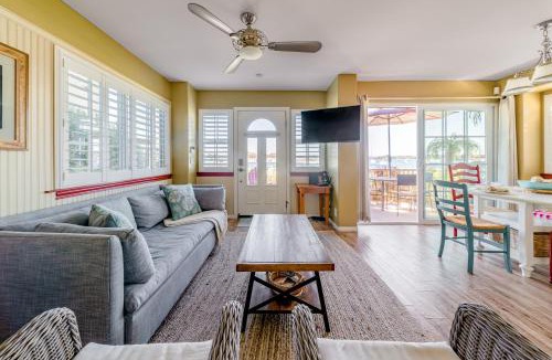 Mission Beach House | Bayfront Paradise- Bay Views & Boardwalk Patio