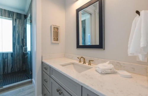 Bradenton Beach House | Bayfront Retreat by AMI Locals