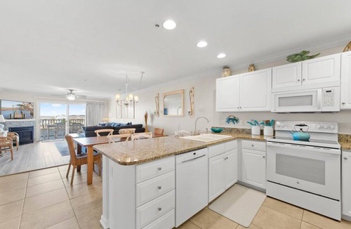 Heron Harbour Isle Condo | Baywatch II 301B - A Bayfront Beauty in the ever-popular Heron Harbour Community