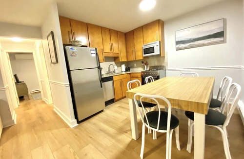North End Condo | BEACH BLOCK 2 MIN Walk to OC Beach&Downtown. No Hassle Location.New Bath-Kitchen