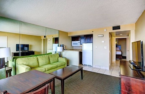 Northeast Virginia Beach Resort | Beach Quarters Resort Oceanfront condo with Oceanfront balcony!