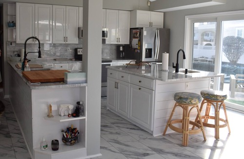 Gardens House | Beachblock, Ocean View, Private Pool, Grill & More!