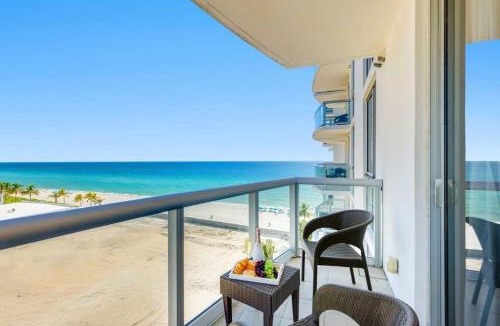 Sunny Isles Beach Apartment | Beachfront Resort Pool Ocean View Balcony Gym
