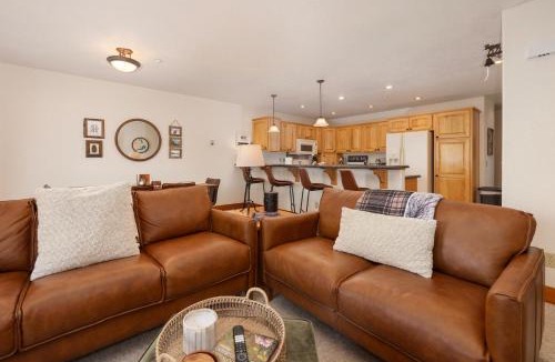 Grand Lake Apartment | Beacon Landing Condo, Lakefront on Lake Granby, Luxurious Quality with Marina Right Outside