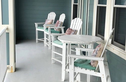 Red Fish Cove Condo | Beautiful Beachfront Condo next to the Beach Club