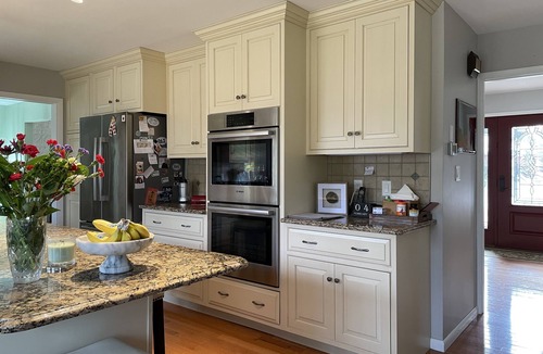 State College House | Beautiful & Beloved Home Minutes from Penn State. Private & quiet neighborhood.