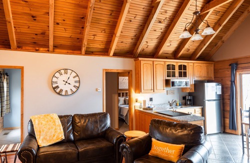 Lupton City Cabin | Beautiful cabin on the mountain with stunning views of the valley!