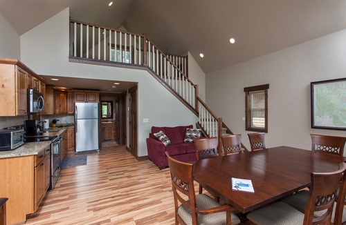 West Glacier Ski Chalet | Beautiful Chalet With Mountain Views, located 1 mile Glacier National Park