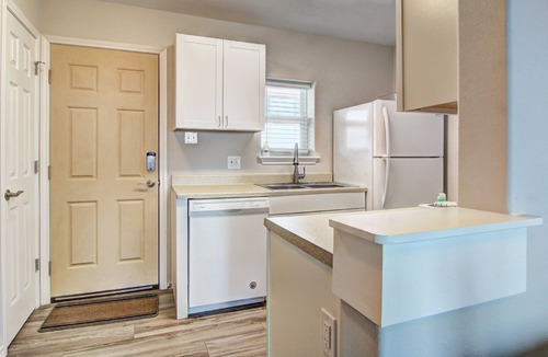 Port Aransas Condo | Beautiful gulf views from this Sea Isle Village condo!