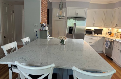 Swampscott House | Beautiful home by the sea-4 miles from Salem, 12 miles from Boston-by 2 beaches