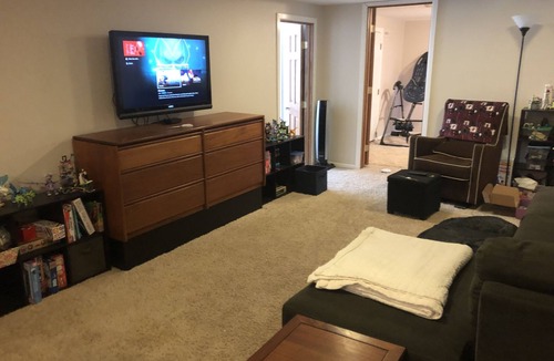 Martin Acres Apartment | Beautiful private 2 bedrooms/1 bathroom near campus
