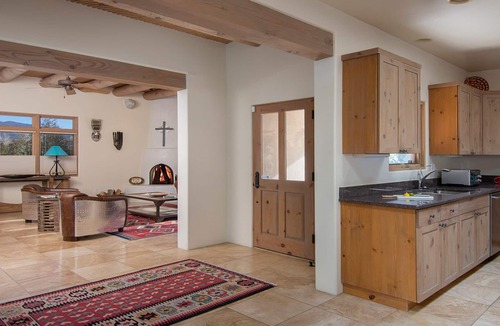 Santa Fe House | Beautiful Santa Fe Home ~ Breathtaking Views and Sunsets ~ 3.5 miles to plaza
