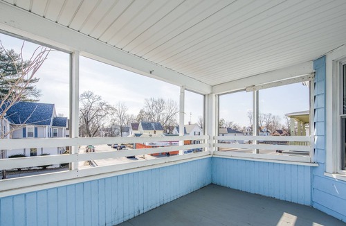 Springfield House | Beautiful Springfield rental- close to MGM And Basket ball hall of fame