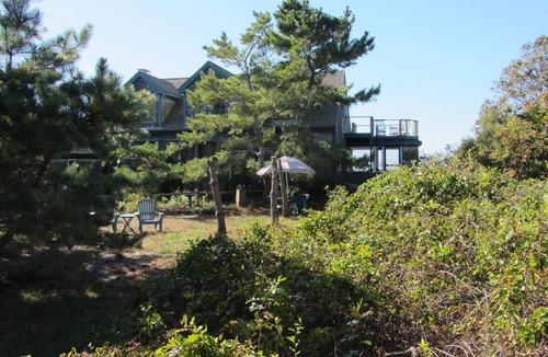 Wellfleet House | Beautiful Sunsets Over Lieutenant Island (1371)