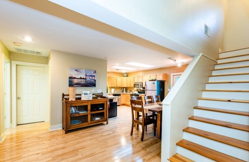 Union Pier Condo | Beautiful Union Pier Condo with Association Pool! Close To Beach and Downtown!