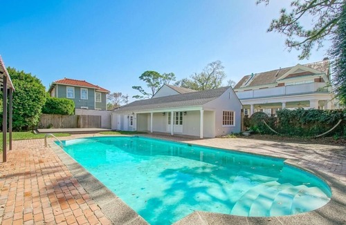 Carrollton House | Beautiful Uptown Mansion next to Tulane