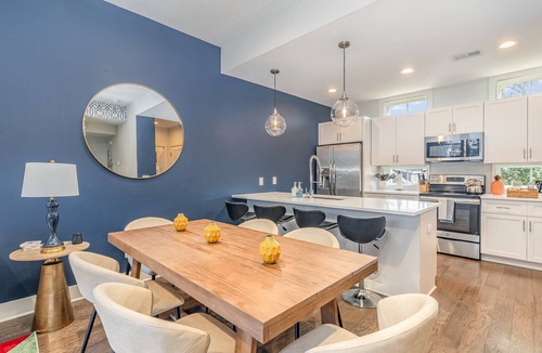 Woodland in Waverly House | Beech Cove-Private Patio-In 12 South District